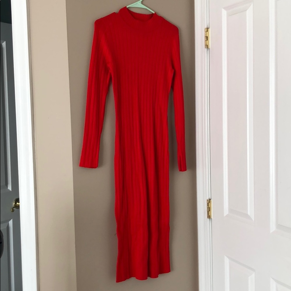 HM LONG SLEEVE DRESS